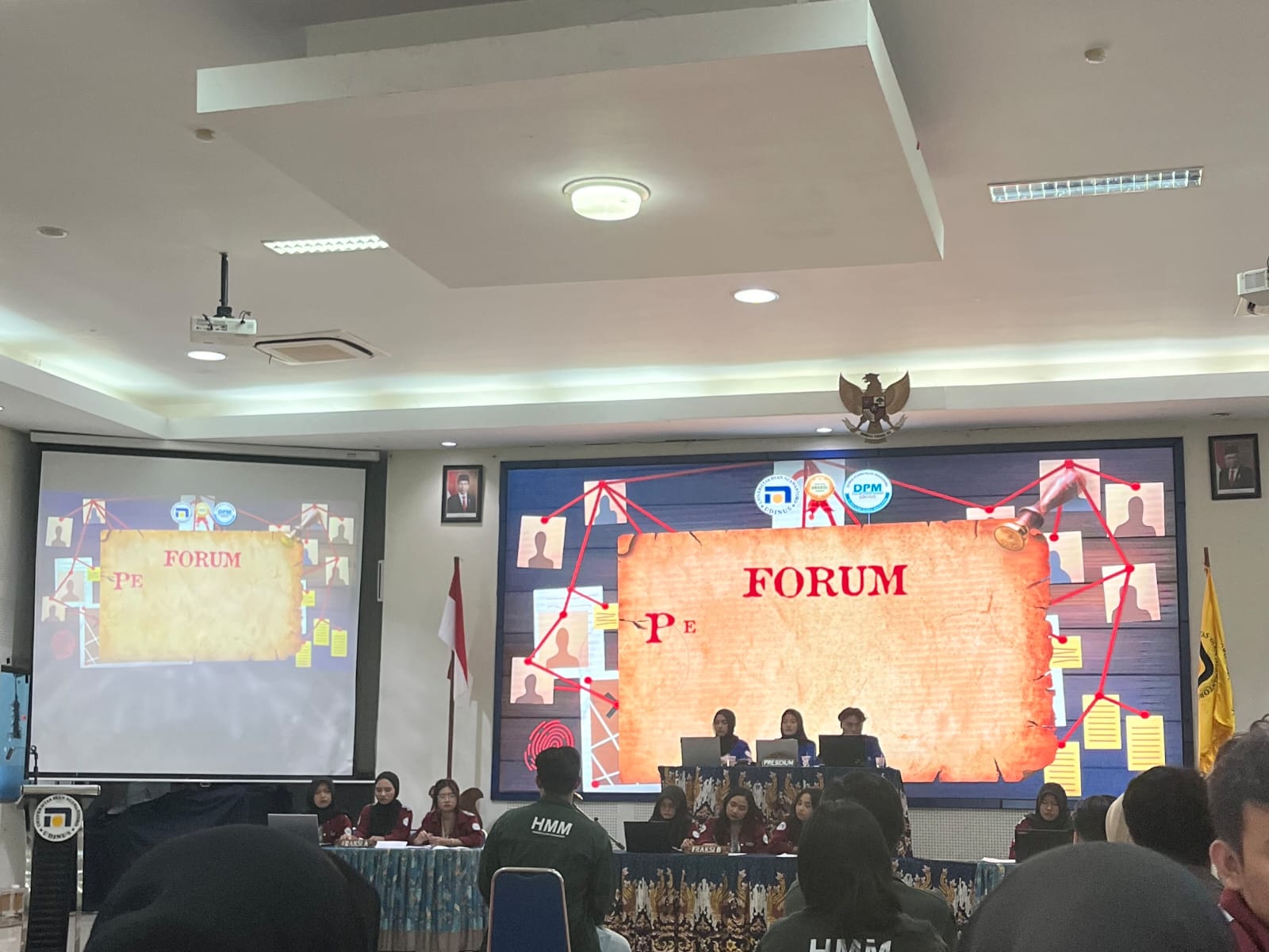 Perundingan dan Pembacaan Keputusan Hasil Sidang 